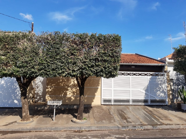 Casa para Venda Jardim Res. Diolfen Martani Catanduva 