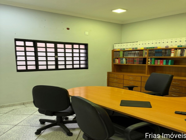 Prédio Comercial  para Locação Centro Catanduva